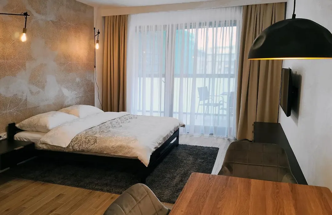Come&Stay Apartments Wola-1
