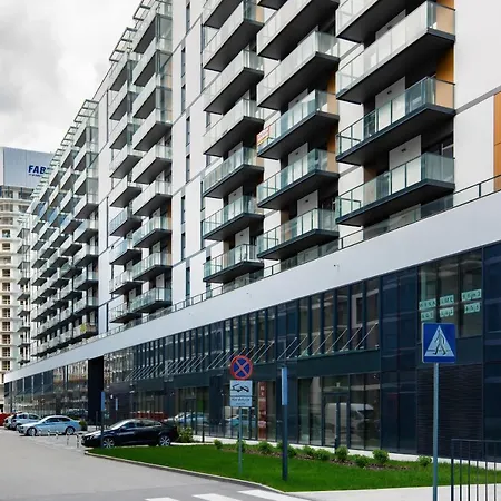 Apartments With Parking Warsaw Business Center By Noclegi Renters-2