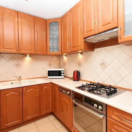 Rental Apartments Piwna-2