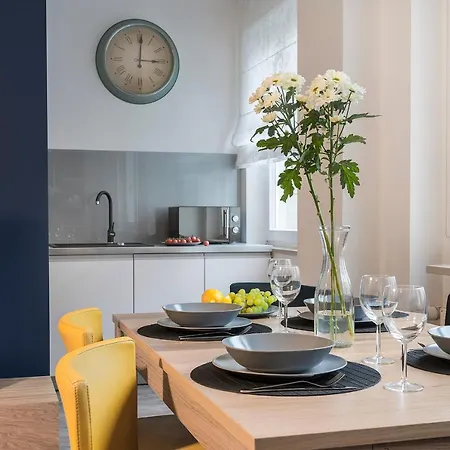 Nowogrodzka 38 Serviced Apartments-3