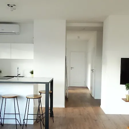 Central Port Warsaw Apartment-3