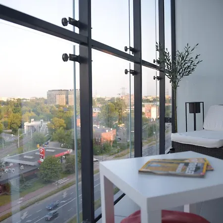 Bliska Wola Expo Central Apartment-2