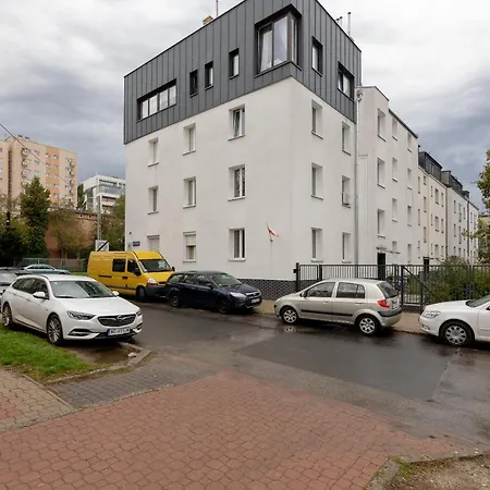 Park Promenada Cosy Apartment By Bookinghost-3