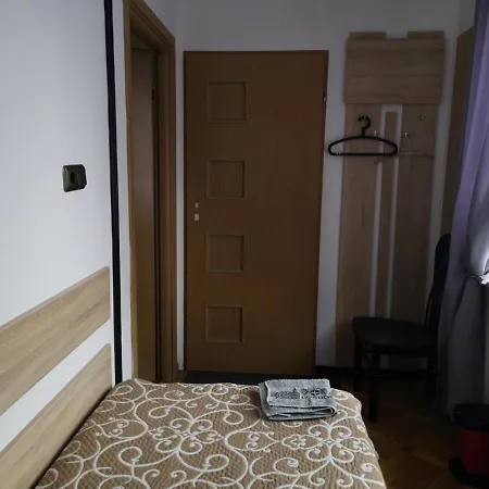 Mira Rent House-3