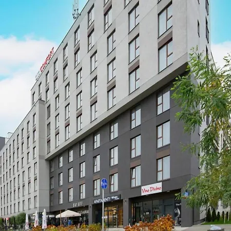 Apartament w Warszawie dedykowany parking podziemny w cenie, WiFi, AC, blisko centrum New apartment in Warsaw finished to a high specification fitted out to a high standard on the 7th floor, WiFi, underground parking price included-3