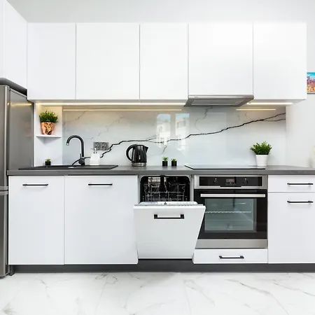 Stylish & Modern Apartments Praga By Noclegi Renters-2