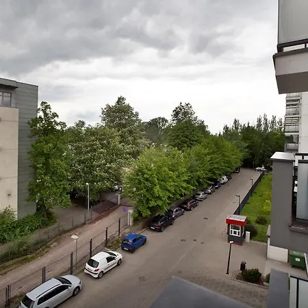 Airport Okecie Klobucka P&O Serviced Apartments-3