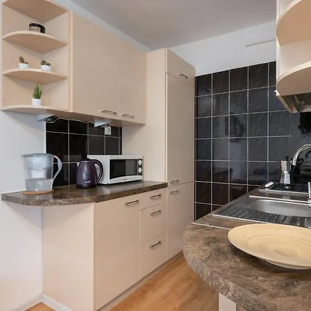 Warsaw Central Apartment Zlota-2