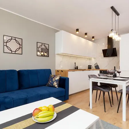 Beautiful Two-Bedroom Apartment Warsaw Bielany By Noclegi Renters-3