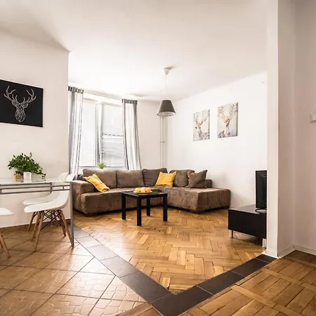 Oomph Warsaw Modern Apartment Near Nowy Swiat-2