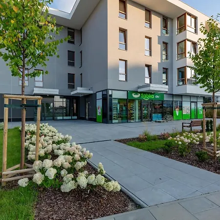Apartment Forest Club Kabaty By Renters Prestige-2