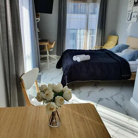 Apartments Warsaw Pawia by Noclegi Renters-2