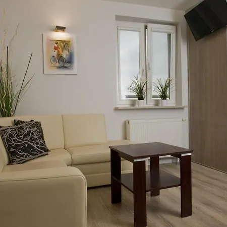 Apartamenty Nad Jeziorkiem-3