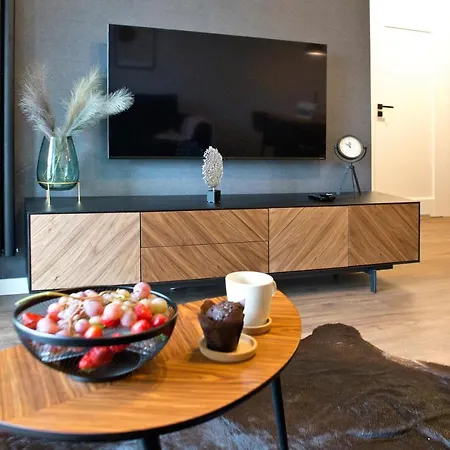Marina Mokotow P&O Serviced Apartments-2