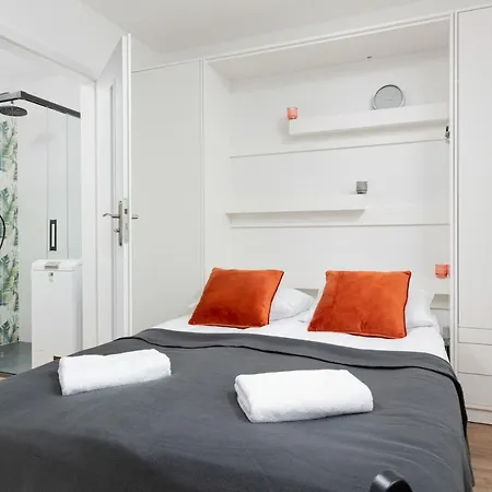 Studio Apartment Ochota Siemieńskiego by Renters-2