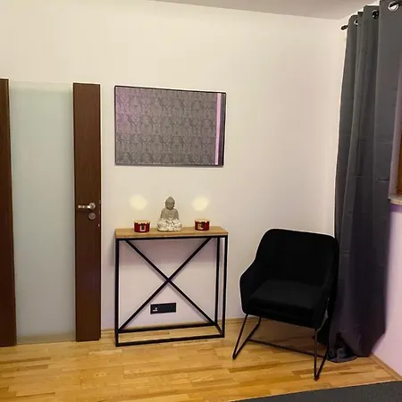 Secret Apartments Chelmska 55M2-2