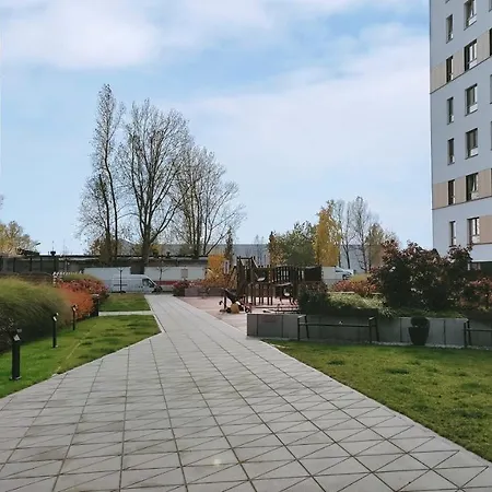 M&R Apartament Airport&Business Premium Komputerowa - Underground Garage - Free Wifi - Netflix - Self Check-In - 5 Min From Chopin Airport-2