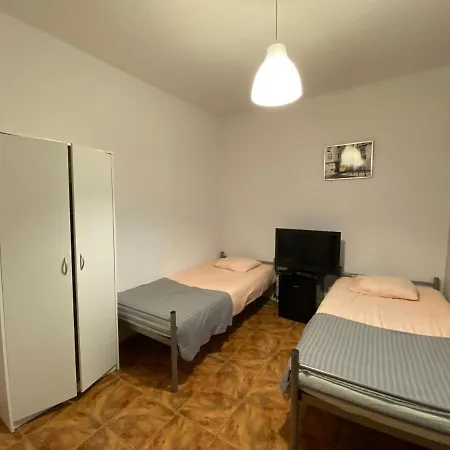 Pokoje Warszawa Modlinska 267 No 2-2