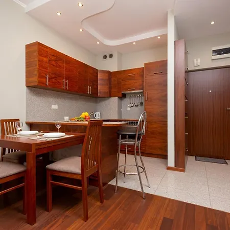 Apartments Chelmonskiego Warsaw Ursus By Noclegi Renters-2