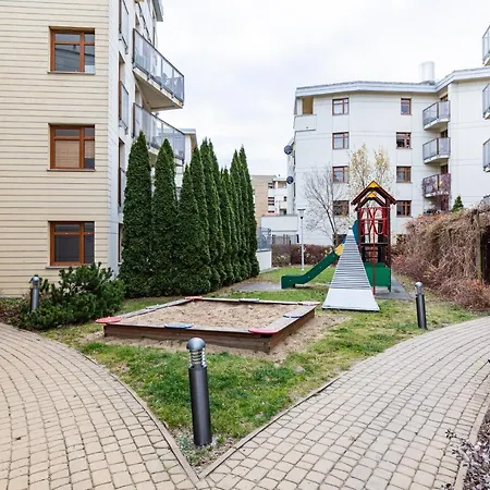 Superapart Wilanowska 7, "Pet-Friendly With Elevator & Parking"-3