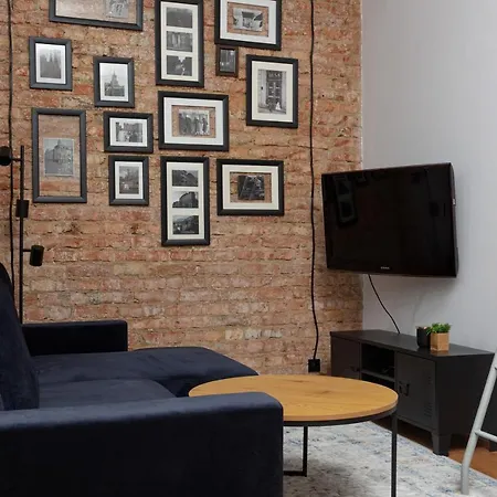 Praga Center Apartments By Noclegi Renters-3