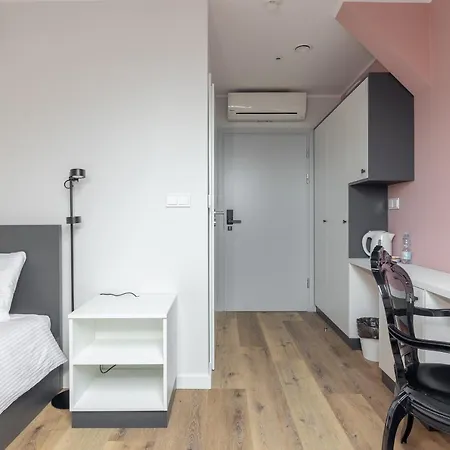 Ae Hostel Nowy Swiat By Bookinghost-3