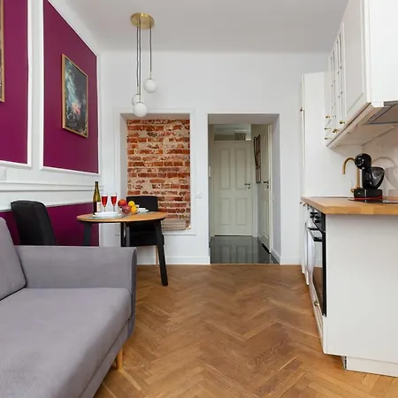 Apartament przy Placu Zamkowym by Renters-2