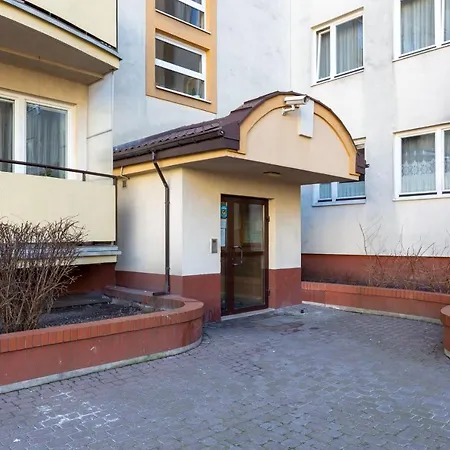 Mokotow Apartment Bluszczanska By Noclegi Renters-2