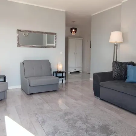 Labo Apartment Fort Wola-2