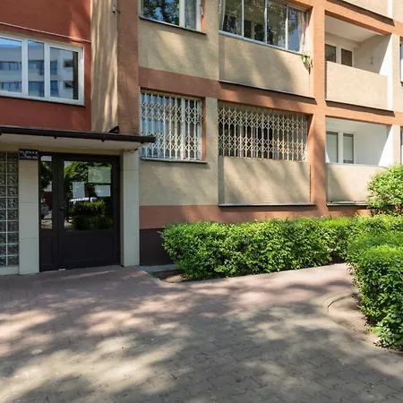 Apartaments Solec 79 by Noclegi Renters-2