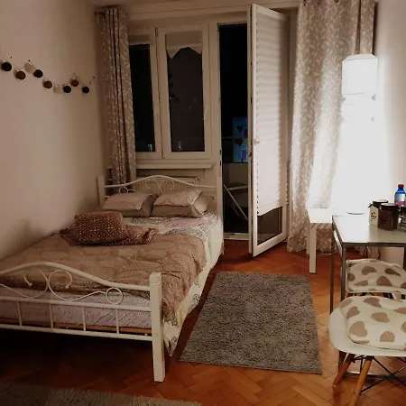 Apartament Plac Trzech Krzyzy-2