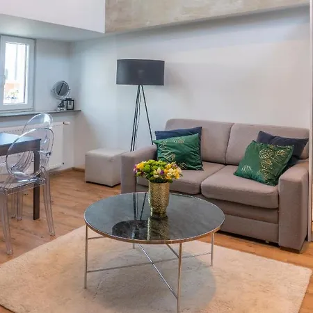 Waryńskiego 9 - piękna panorama miasta - Smart TV 42 cale - WiFi - ekspres kapsułkowy - w pełni wyposażona kuchnia-2