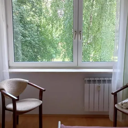 miły pokój niedaleko centrum i starego miasta-2