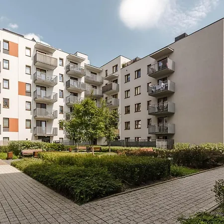 Chill Apartments Praga Poludnie-3