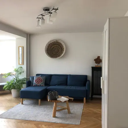 Comfortable And Cosy Apartment 3 Beds-City Center-2