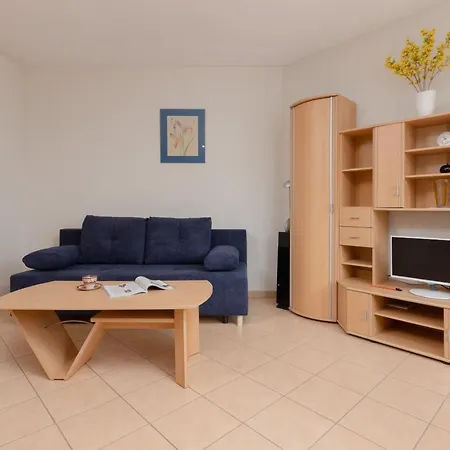 Pejzazowa Apartment Metro Wilanowska Mokotow By Noclegi Renters-2