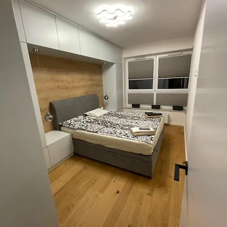 Ksiezycowy Apartament Ursus-3