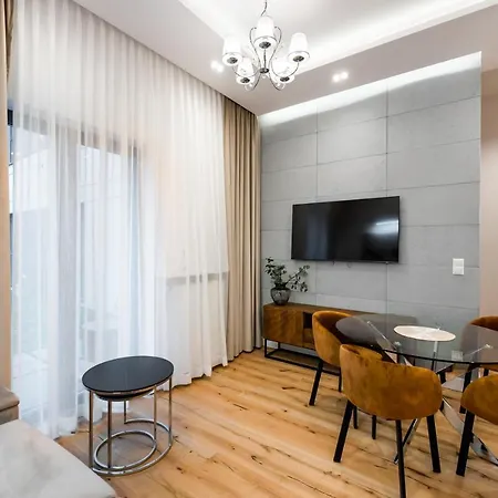 Złota Sophisticated Apartment-2