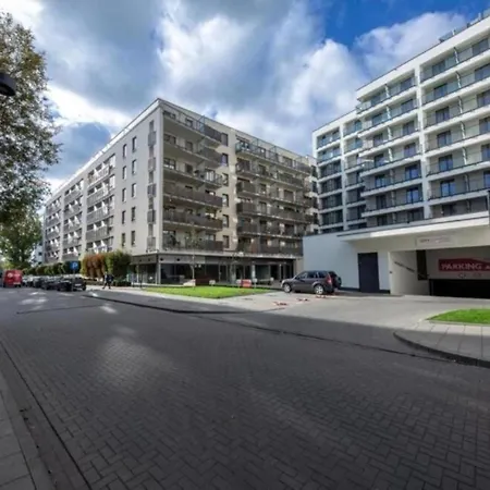 Warsaw Apartments - Luxury Top-View Aparthotel-2