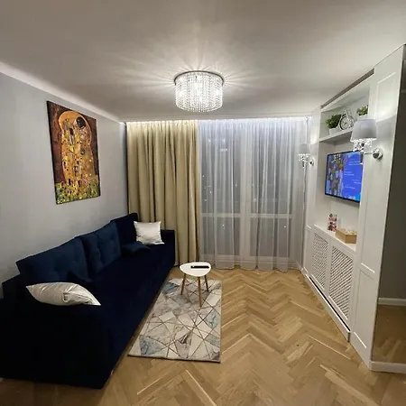 Apartament w Centrum Warszawy III-3