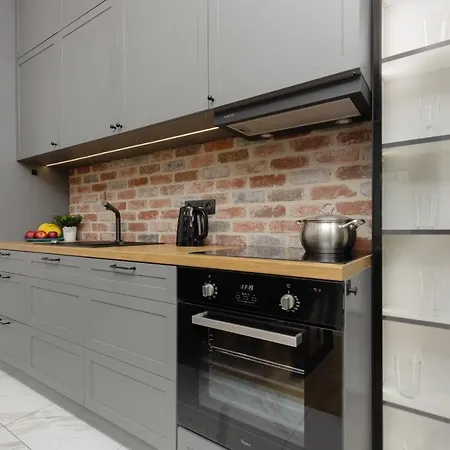 Warszawa Ochota Modern Apartment for Families by Noclegi Renters-2