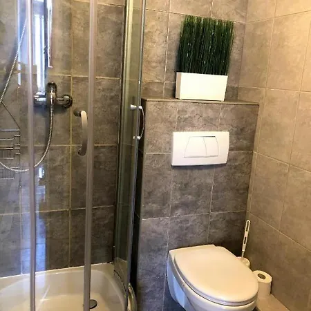 Wilcza 54 Prywatne Mieszkanie Z Balkonem W Centrum 400M Od Dworca Centralnego Samodzielne Zameldowanie! Self Check-In System!-3