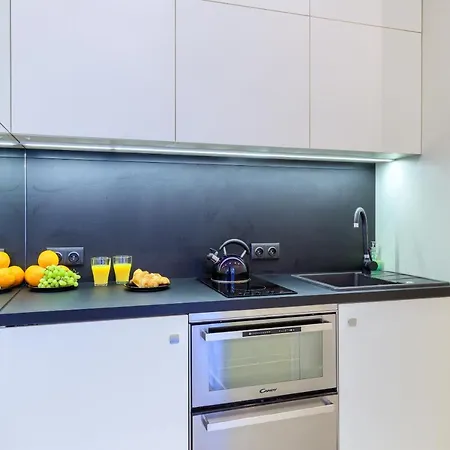 Wola Luxury Stay-2