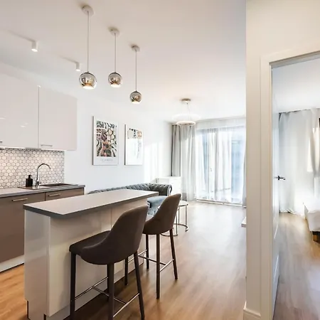 Wola Bloom Apartment By Bookinghost-3
