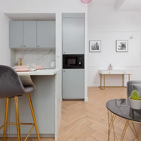 Praga Center Apartments By Noclegi Renters-2