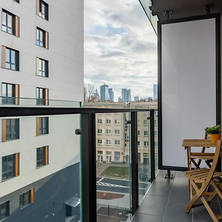 Apartments Warsaw Pawia by Noclegi Renters-3