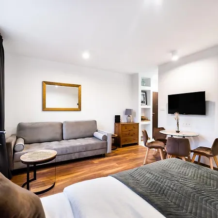 Żoliborz Elite Apartment-3