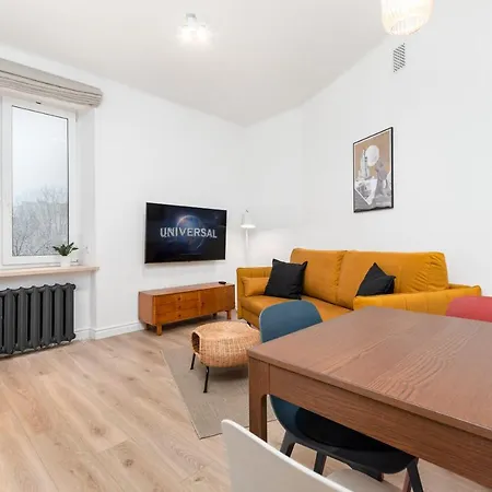 Apartament Plac Konstytucji by Your Freedom-3