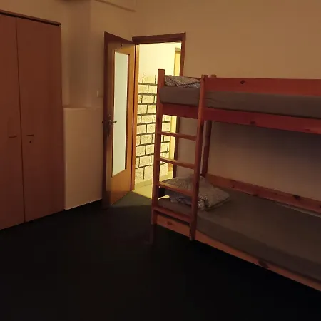 Polsland Hostels Airport-2