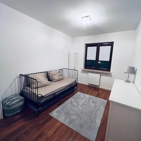 Beautiful Ground Floor Apartment In Warsaw-3